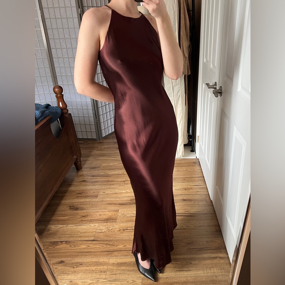Satin maxi gown - Picture 5 of 6
